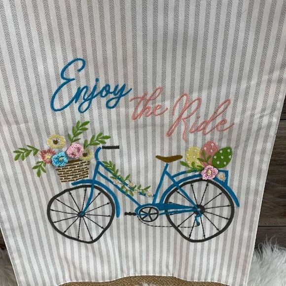 Embroidered Table Runner Blue Beach Bike Spring Basket Flowers Size 70” Length - Picture 6 of 10
